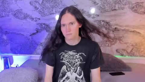 abyss_king online show from September 26, 2025, 8:57 pm