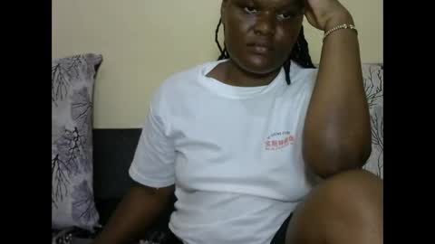 Snapshot of achibest chatting on March 9, 2025, 3:49 pm MAUREEN online show from March 9, 2025, 3:49 pm