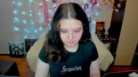Kate online show from May 3, 2026, 11:22 pm