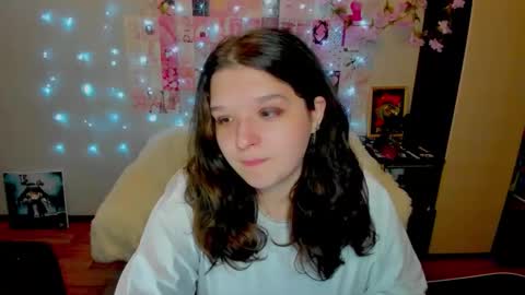 Kate online show from June 8, 2026, 1:28 am