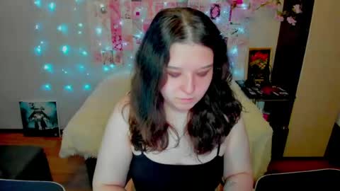 Kate online show from June 18, 2026, 12:22 am