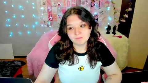 Kate online show from July 23, 2026, 1:58 am
