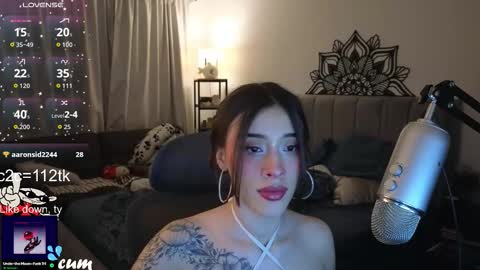 Lana 3 online show from March 24, 2026, 1:32 am