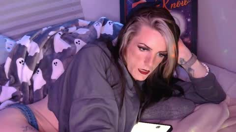 Aleyna Evans online show from September 25, 2025, 1:20 am