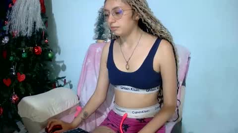 Ada naugthy28 online show from December 16, 2025, 11:54 pm