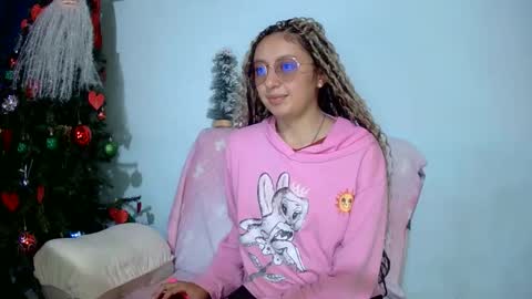 Ada naugthy28 online show from December 22, 2025, 6:38 pm