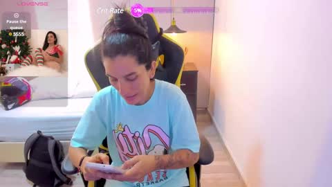 ada oconnor x   ..flaca..bella online show from December 13, 2024, 5:10 pm