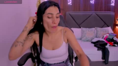 ada oconnor x   ..flaca..bella online show from December 16, 2024, 5:22 pm