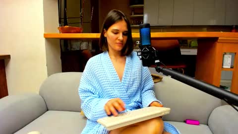 Snapshot of adagrand chatting on September 18, 2025, 5:04 pm Ada online show from September 18, 2025, 5:04 pm