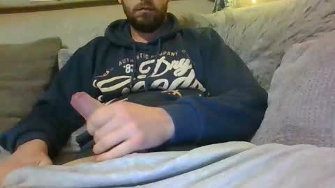 Snapshot of adam0910 chatting on January 15, 2025, 12:19 am adam0910 online show from January 15, 2025, 12:19 am