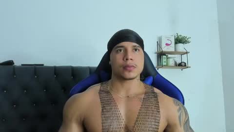 Snapshot of adam_boss chatting on May 19, 2026, 8:53 am adam boss online show from May 19, 2026, 8:53 am