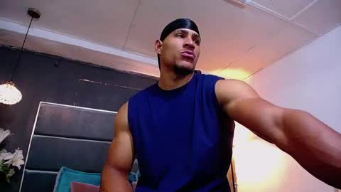 adam_fit19cm online show from January 19, 2026, 2:10 pm