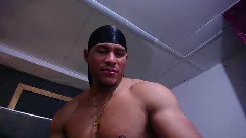Snapshot of adam_fit19cm chatting on June 3, 2026, 2:33 pm adam_fit19cm online show from June 3, 2026, 2:33 pm