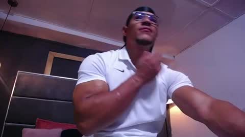 Snapshot of adam_fit19cm chatting on June 11, 2026, 2:26 pm adam_fit19cm online show from June 11, 2026, 2:26 pm