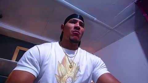 Snapshot of adam_fit19cm chatting on July 2, 2026, 2:01 pm adam_fit19cm online show from July 2, 2026, 2:01 pm