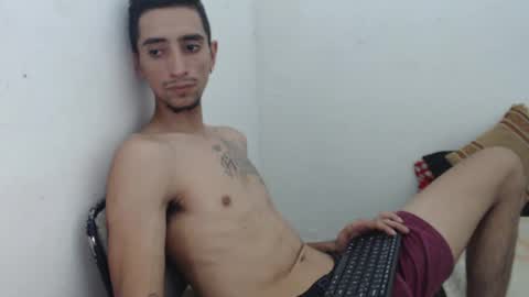 Adam Hot01 online show from September 18, 2025, 4:03 am