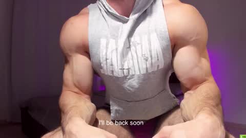 Snapshot of adam_muscle_ chatting on October 27, 2025, 1:26 pm Adam online show from October 27, 2025, 1:26 pm