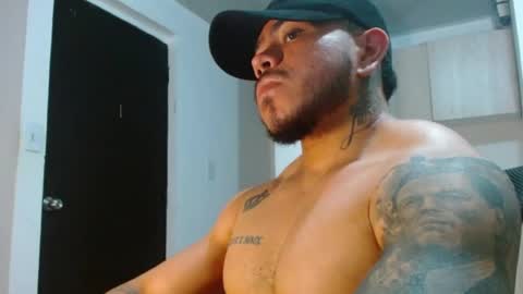 adam shilder7 online show from April 22, 2026, 2:14 am