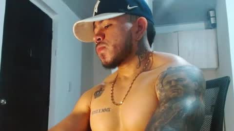 Snapshot of adam_shilder7 chatting on June 21, 2026, 8:00 pm adam shilder7 online show from June 21, 2026, 8:00 pm