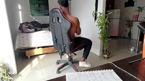 Adam Valencia online show from February 21, 2026, 9:16 pm