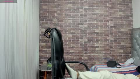 Adam online show from December 15, 2024, 1:54 pm