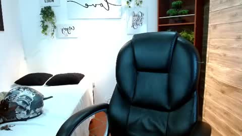 Adam online show from June 12, 2026, 8:08 pm