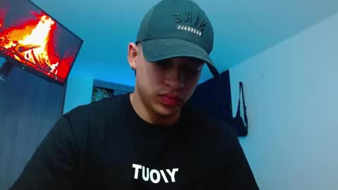 Snapshot of adamkeith_1 chatting on December 22, 2025, 4:26 pm ADAM online show from December 22, 2025, 4:26 pm