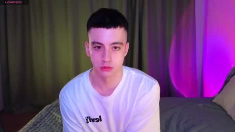 Hi Im Adam Glad to see u here 3 And its my first day online show from December 9, 2024, 9:37 pm