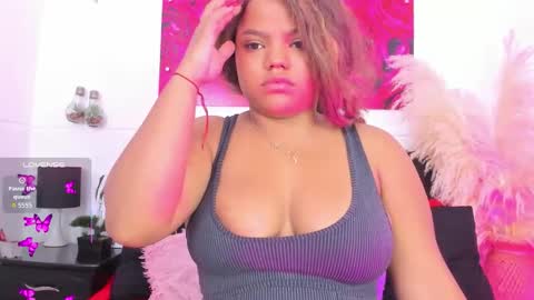 Cloe Adams  online show from November 28, 2025, 11:13 am