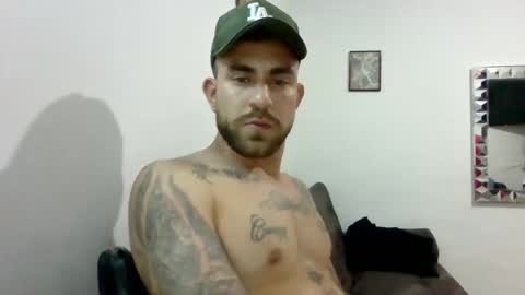 Snapshot of adan_carter chatting on November 8, 2025, 2:23 am adan_carter online show from November 8, 2025, 2:23 am