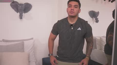 Snapshot of adan_johns chatting on September 16, 2025, 5:41 am Adan Johns online show from September 16, 2025, 5:41 am
