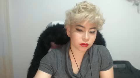 Snapshot of adan_romanoff chatting on December 16, 2025, 8:41 am adan_romanoff online show from December 16, 2025, 8:41 am