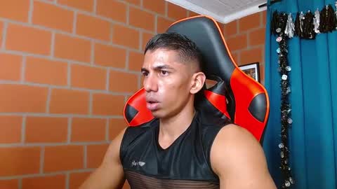 Snapshot of adan_sin1 chatting on December 11, 2024, 6:31 pm Adan Sin online show from December 11, 2024, 6:31 pm