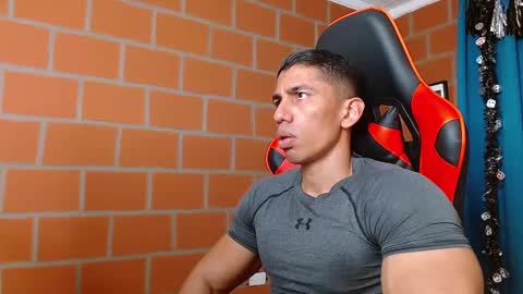 Snapshot of adan_sin1 chatting on December 14, 2024, 8:40 pm Adan Sin online show from December 14, 2024, 8:40 pm