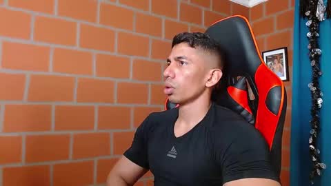 Snapshot of adan_sin1 chatting on December 20, 2024, 7:07 pm Adan Sin online show from December 20, 2024, 7:07 pm