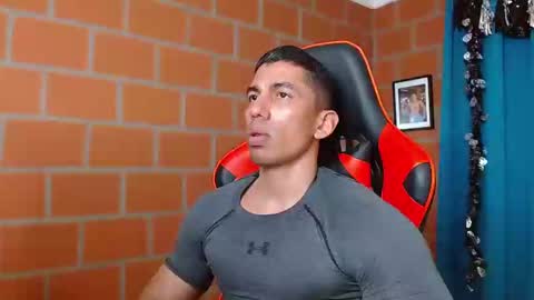 Snapshot of adan_sin1 chatting on December 30, 2024, 9:40 pm Adan Sin online show from December 30, 2024, 9:40 pm