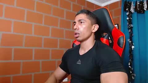 Snapshot of adan_sin1 chatting on January 3, 2025, 7:18 pm Adan Sin online show from January 3, 2025, 7:18 pm