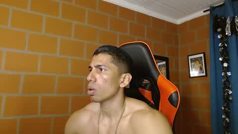 Snapshot of adan_sin1 chatting on February 22, 2025, 11:13 pm Adan Sin online show from February 22, 2025, 11:13 pm