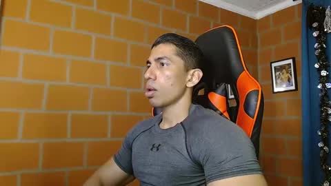 Snapshot of adan_sin1 chatting on March 1, 2025, 3:05 pm Adan Sin online show from March 1, 2025, 3:05 pm
