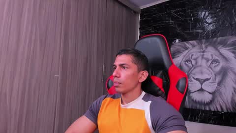 Snapshot of adan_sin1 chatting on October 9, 2025, 4:16 pm Adan Sin online show from October 9, 2025, 4:16 pm