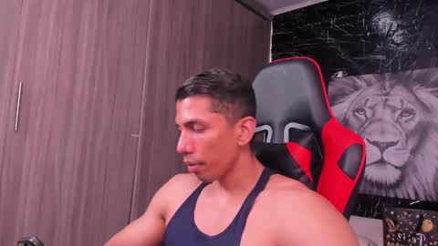 Adan Sin online show from November 20, 2025, 8:08 pm