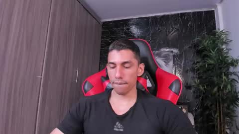 Adan Sin online show from May 2, 2026, 3:39 pm