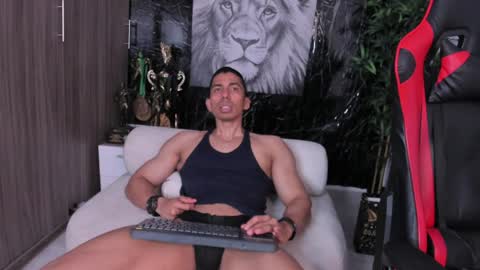 Snapshot of adan_sin1 chatting on June 5, 2026, 4:24 pm Adan Sin online show from June 5, 2026, 4:24 pm