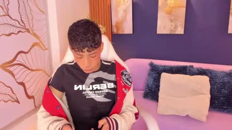 Adan  online show from June 20, 2026, 12:30 pm