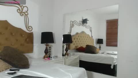 Adara Ferrara online show from October 26, 2025, 9:31 pm