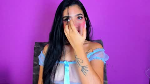  Adara Johnson  online show from December 17, 2024, 11:39 am