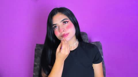  Adara Johnson  online show from December 29, 2024, 11:40 am