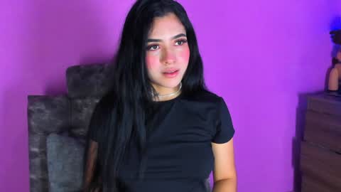  Adara Johnson  online show from January 2, 2025, 11:52 am