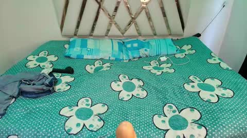 Adara Baker online show from February 24, 2025, 4:36 pm