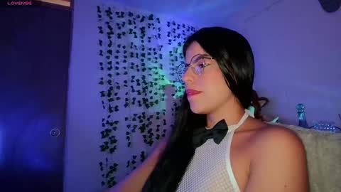 Adara online show from January 28, 2025, 7:53 pm